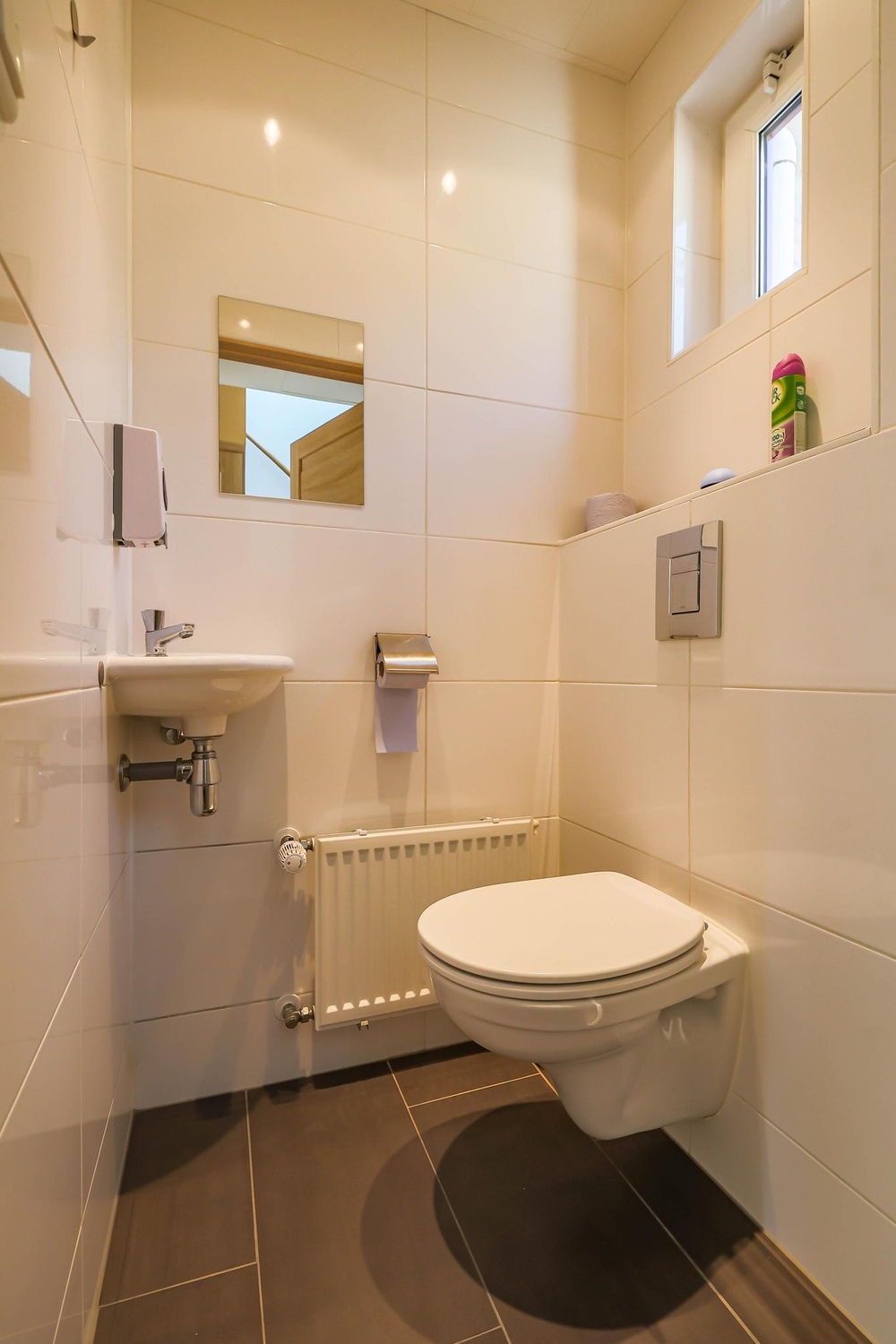 Hoflaan 2, 9861 BR Grootegast - € 335.000 k.k. - ben-s Makelaars Groningen