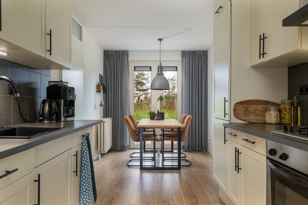 Hoge Borgh 40, 9351 TS Leek - € 200.000 k.k. - ben-s Makelaars Groningen