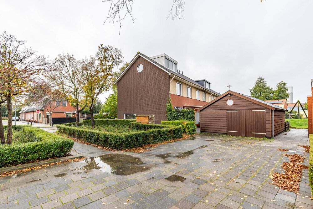 Arteveldestraat 19, 9745 AW Groningen - € 390.000 k.k. - ben-s Makelaars Groningen