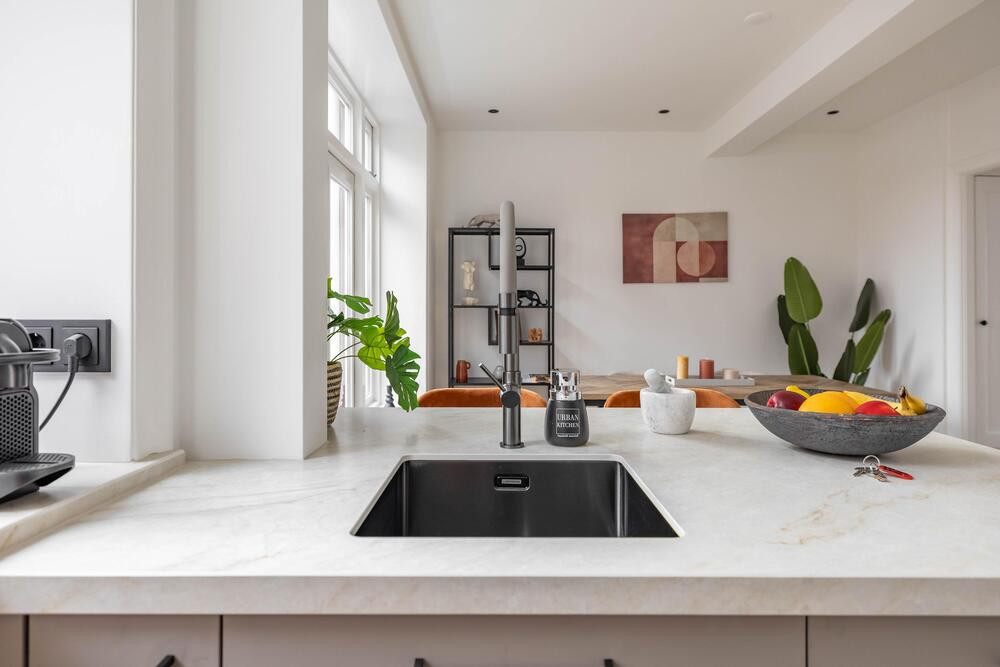 C.H. Petersstraat 63, 9714 CJ Groningen - € 350.000 k.k. - ben-s Makelaars Groningen