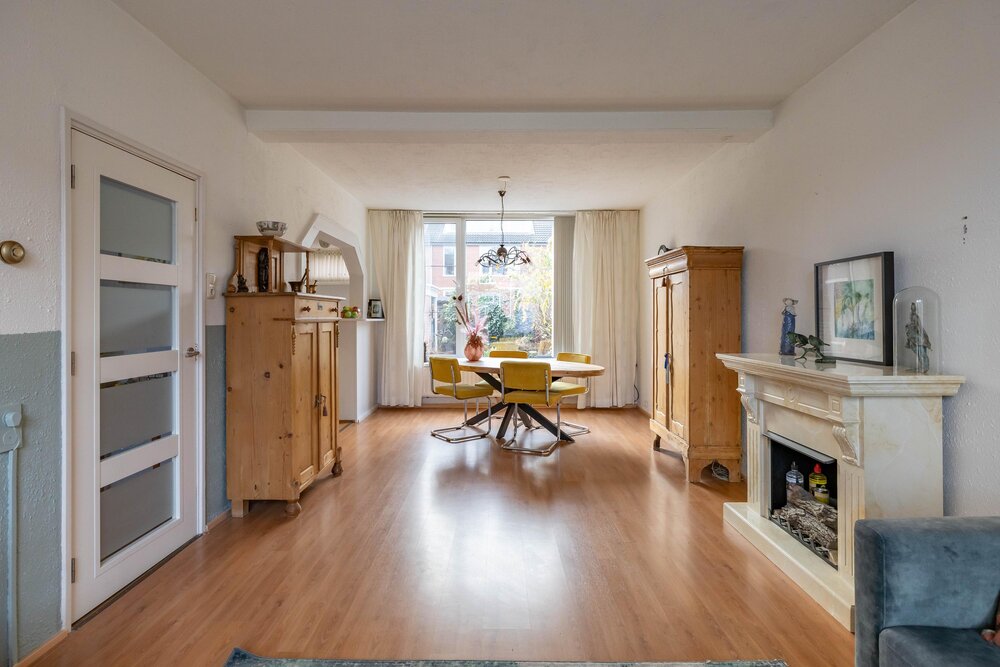 Weegschaalstraat 34, 9742 NZ Groningen - € 300.000 k.k. - ben-s Makelaars Groningen