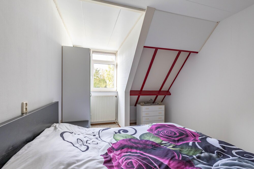 Nijensteinheerd 250, 9736 TT Groningen - € 315.000 k.k. - ben-s Makelaars Groningen