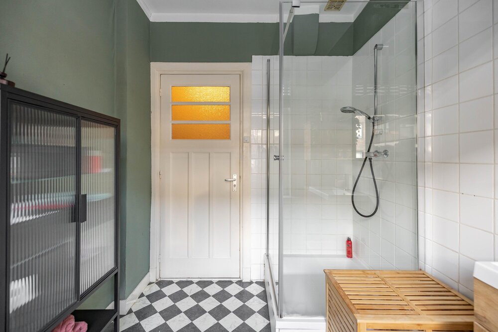 E. Thomassen à Thuessinklaan 20, 9713 JV Groningen - € 325.000 k.k. - ben-s Makelaars Groningen