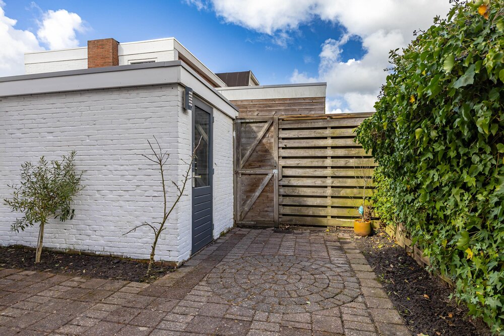 Bernhardlaan 21, 9744 EK Groningen - € 295.000 k.k. - ben-s Makelaars Groningen