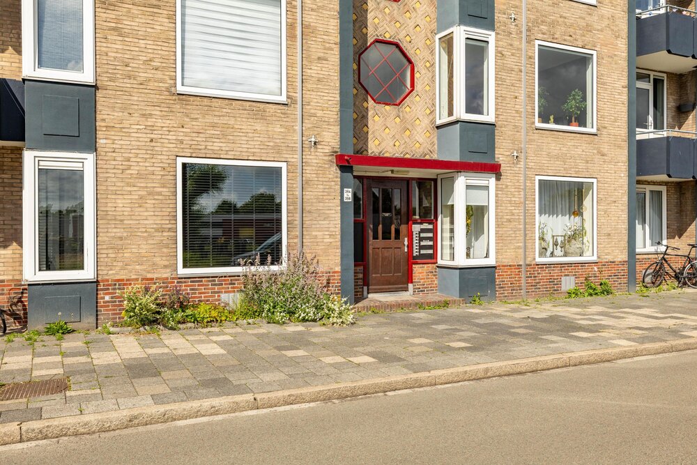 Florakade 396, 9713 ZL Groningen - € 285.000 k.k. - ben-s Makelaars Groningen